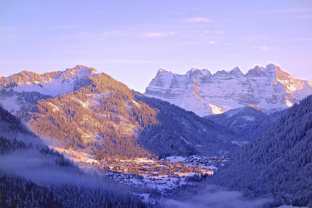 Le Roitelet Hotel Chatel Exterior photo