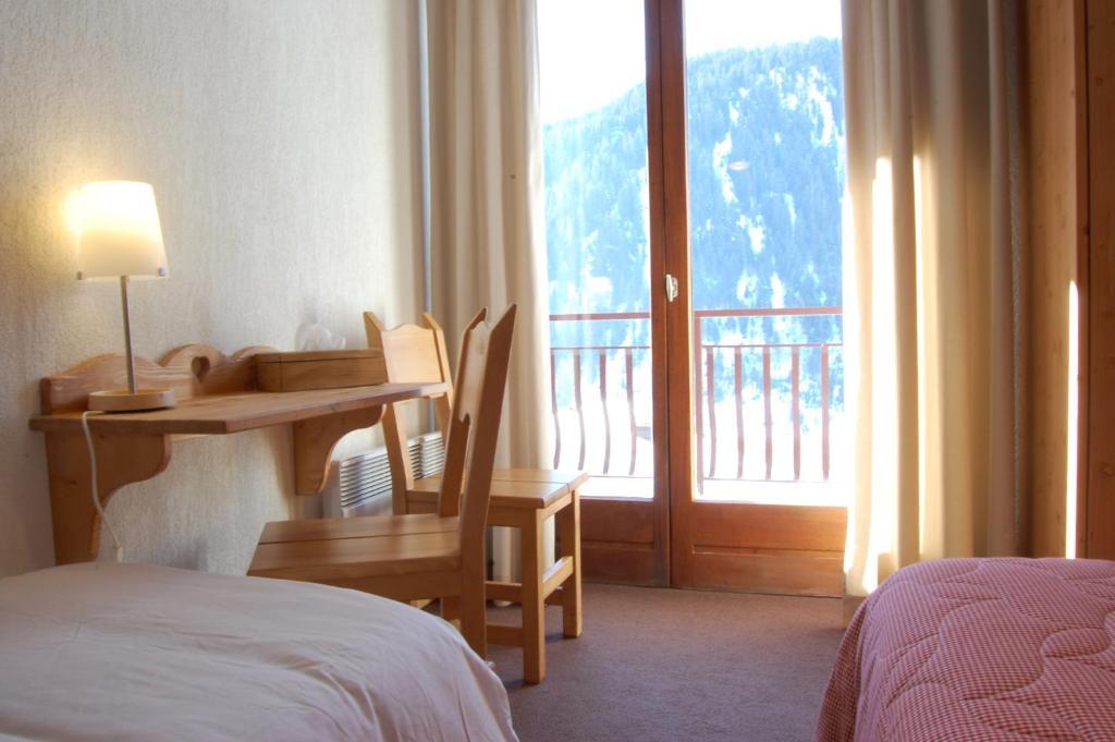 Le Roitelet Hotel Chatel Room photo