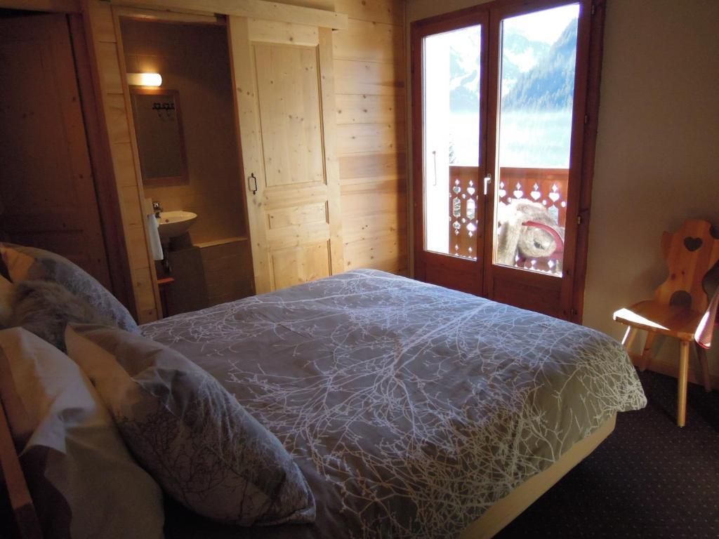 Le Roitelet Hotel Chatel Room photo